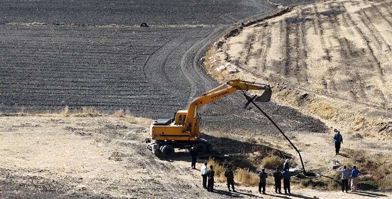 انسداد ۷۰ حلقه چاه غیرمجاز در یک روز در دشت بیلوار کرمانشاه / صرفه‌جویی ۳.۲ میلیون مترمکعب آب