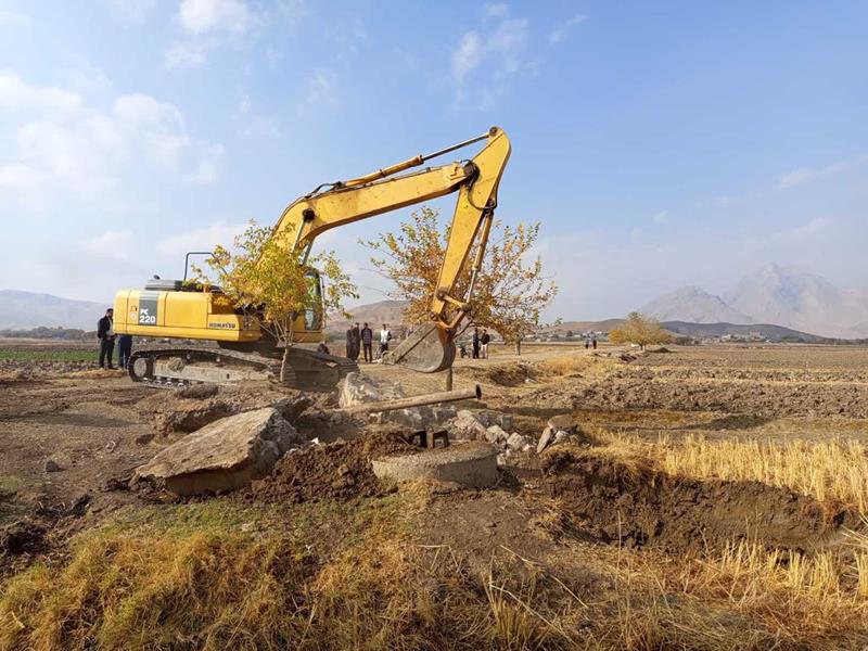 انسداد ۱۰۲ حلقه چاه غیرمجاز در یک روز در صحنه / صرفه‌جویی بیش از ۵ میلیون مترمکعب آب زیرزمینی