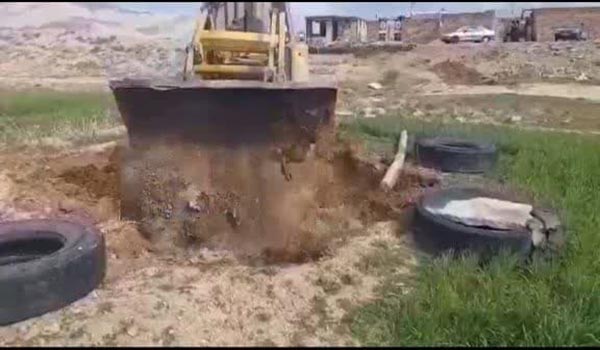 انسداد دو حلقه چاه غیر مجاز در شهرستان کنگاور